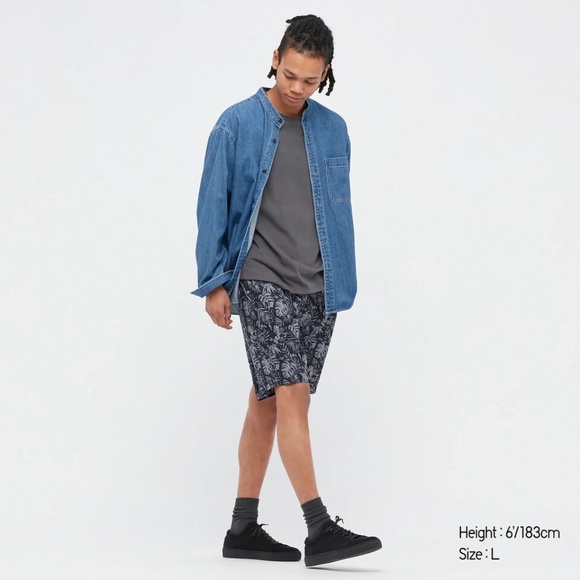NEW UNIQLO MEN LIGHT COTTON EASY SHORTS  XS - Picture 1 of 7